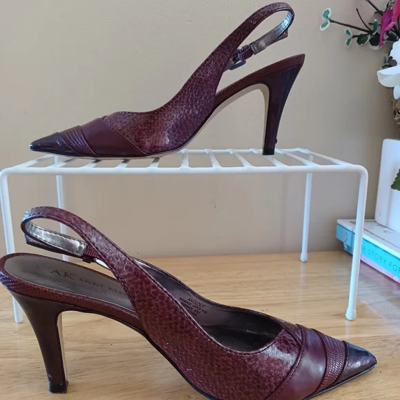 Anne Klein Pointed Toe Slingback Burgundy Heel Size 6M
